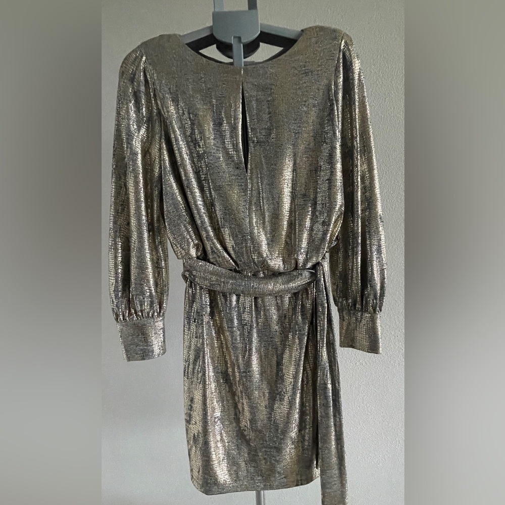 New Vince Camuto Shimmering Silver-Gold Long Sleeve Belted Mini Dress